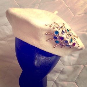 Vintage Accessories - Vintage Studded Beret Vintage Accessories - Vintage Studded Beret